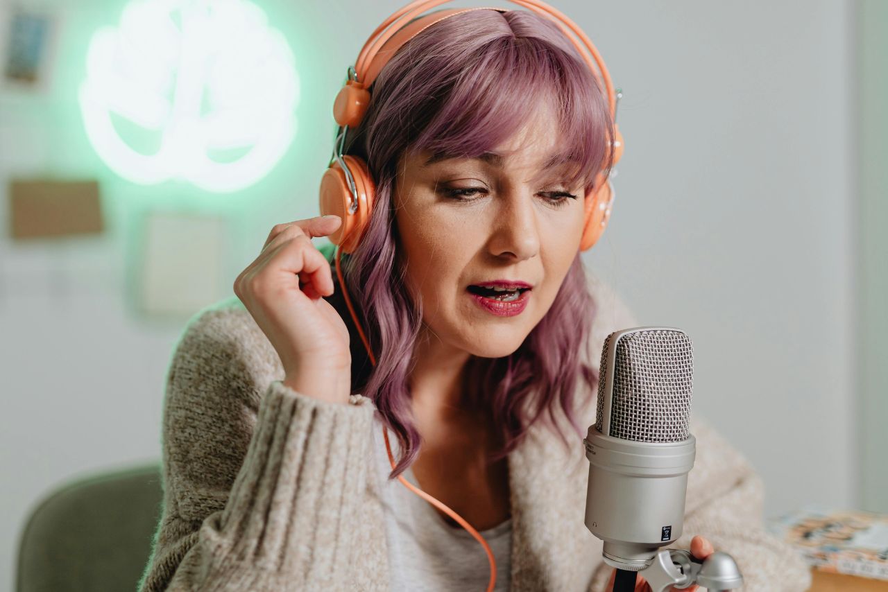 Podcasts femininos: 5 dicas que valem a pena ouvir